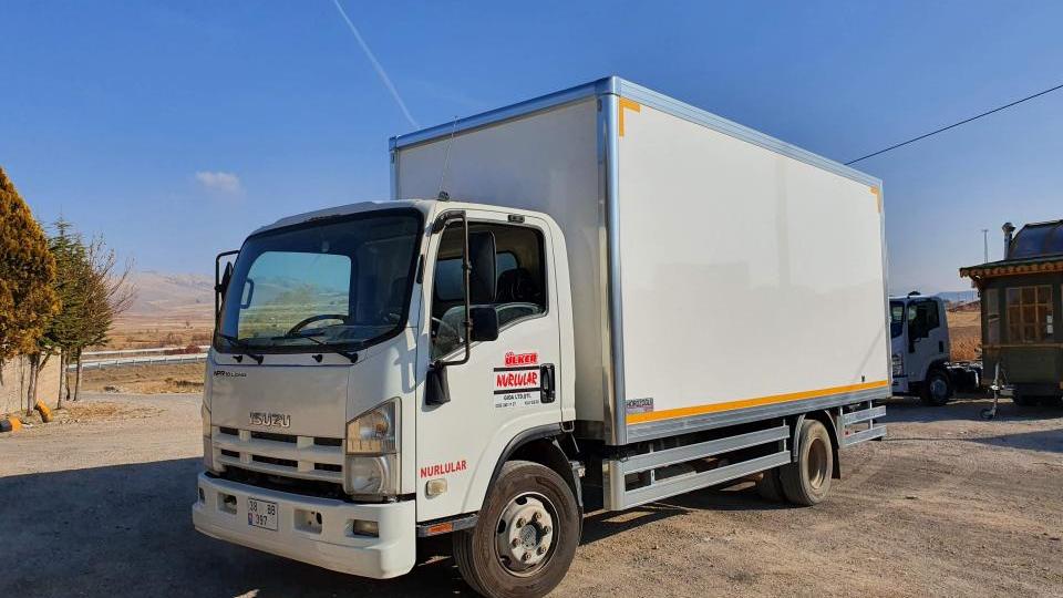 ISUZU NPR10LONG