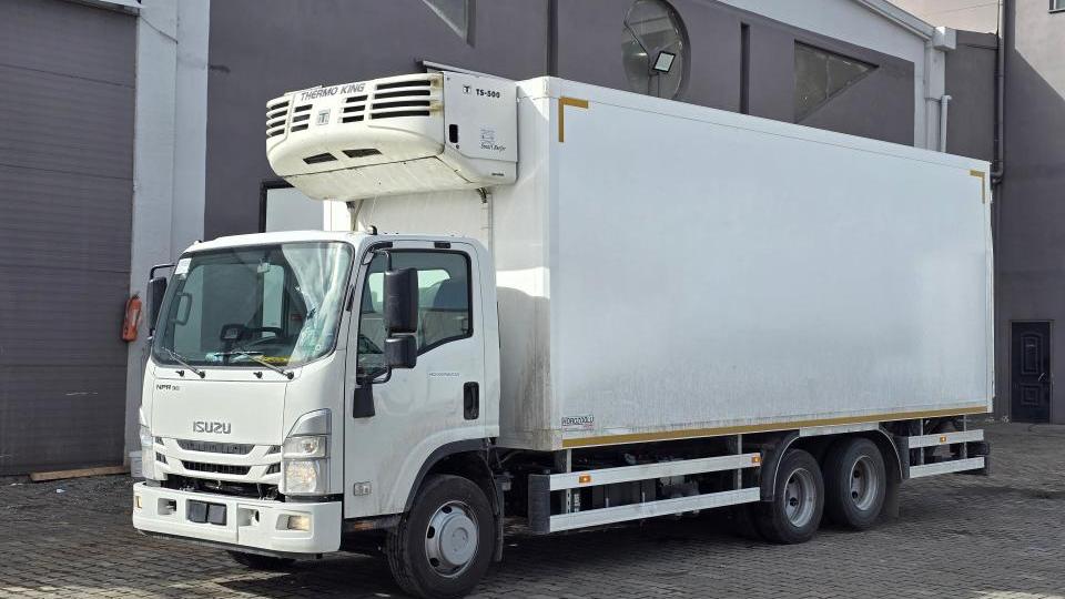 ISUZU NPR 3D FRİGORİFİK KASA