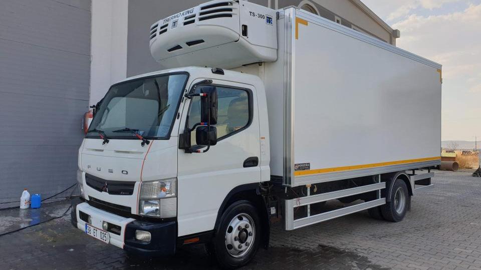 ISUZU NPR 10