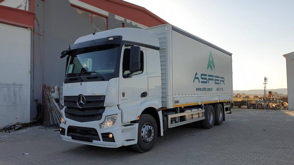 MERCEDES ACTROS 2632